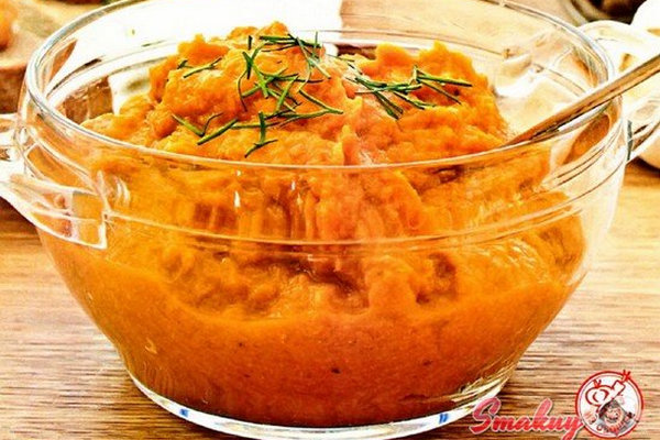 Морковное пюре с сельдереем