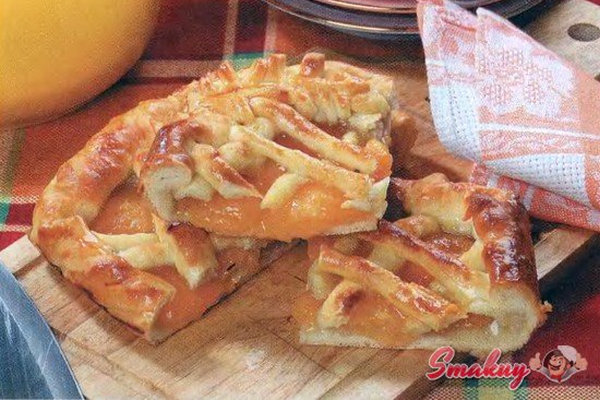 Пирог с абрикосами