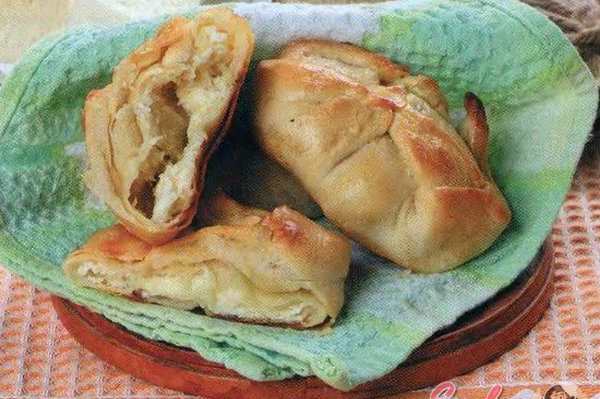 Пирожки с брынзой