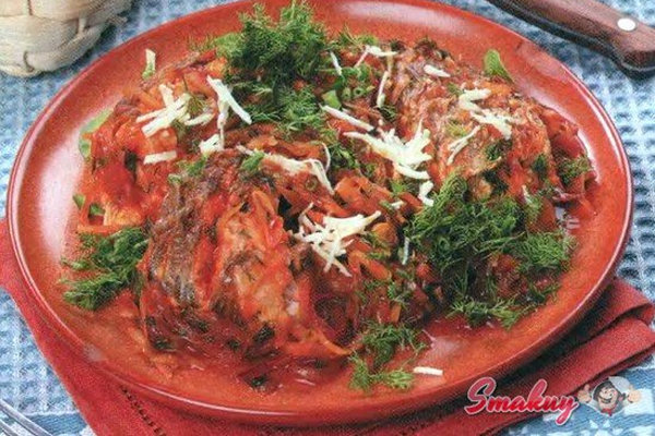Камбала, тушенная в соусе