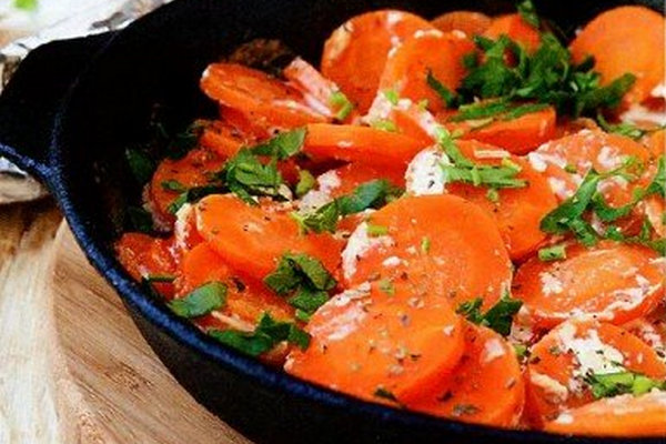 Морковь, запеченная с зирой