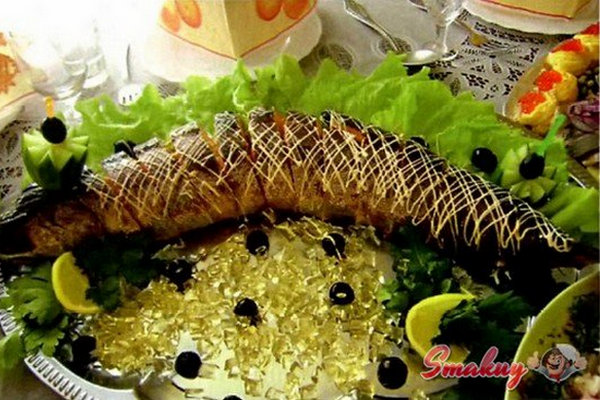 Запеченная горбуша с крабовыми палочками