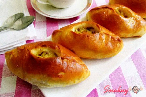 Расстегаи с капустой