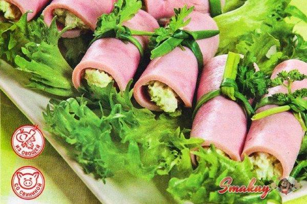 Рулетики с горошком и авокадо