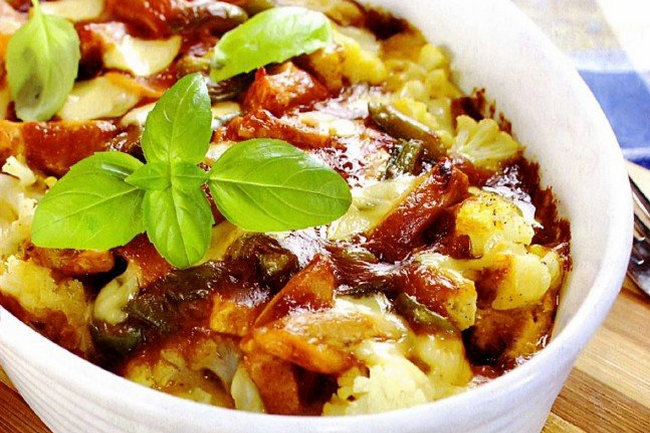Запеканка с курицей карри и цветной капустой