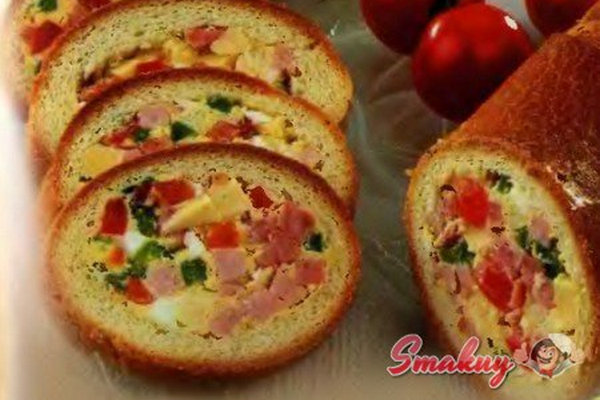 Бутерброд-рулет с мясом и сыром