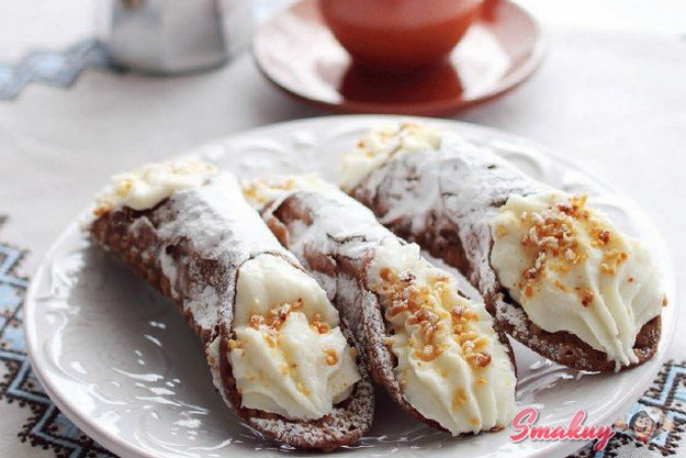Канноли