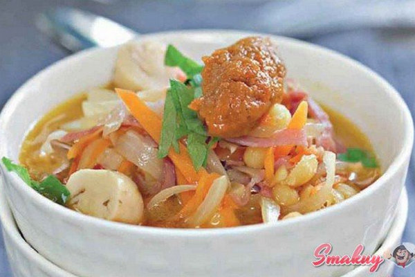 Гороховый суп с кабачковой икрой