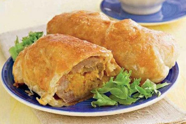 Мясной рулет с абрикосами