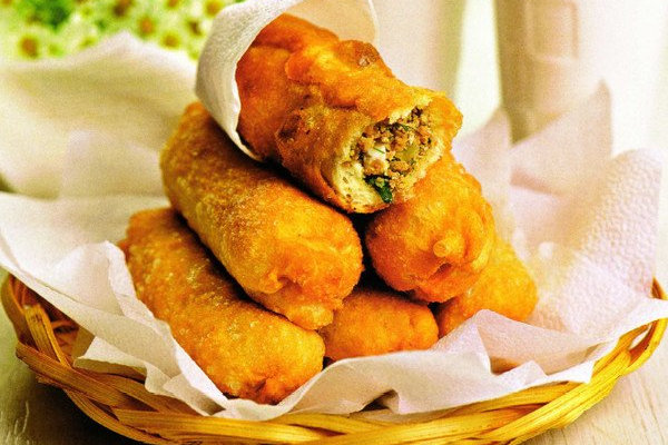 Жареные пирожки трубочки с мясом