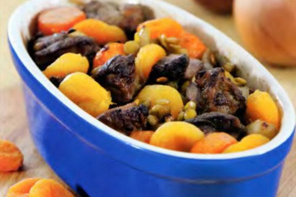 Баранина с чечевицей и курагой
