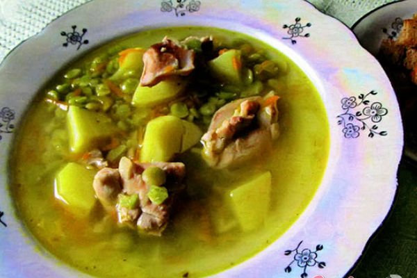 Гороховый суп с курицей